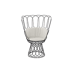 re-trouv�� armchair CG-W016