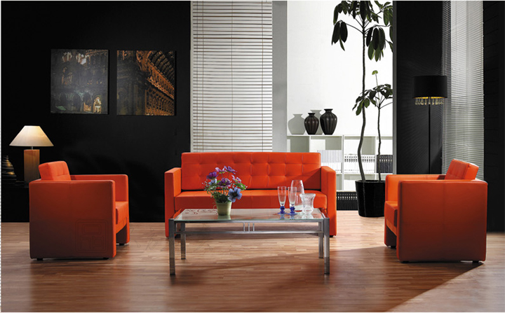 現(xiàn)代真皮沙發(fā)