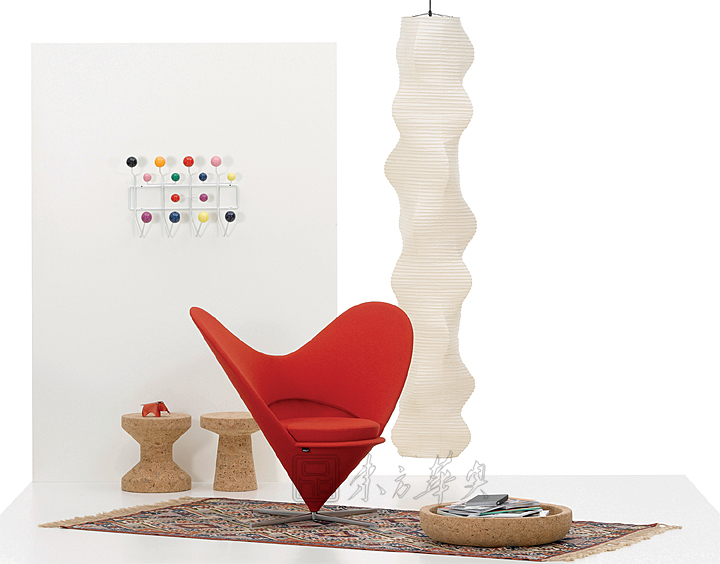 現(xiàn)代經(jīng)典休閑椅|布面休閑椅|辦公家具|潘頓心椅|心型休閑椅