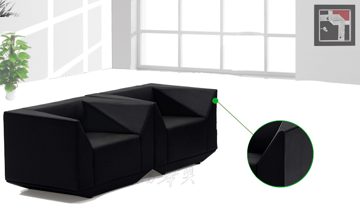 現(xiàn)代真皮沙發(fā)