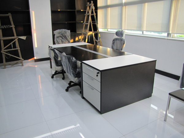 �����_(d��)˹adidas�k�����b�޹��̰���