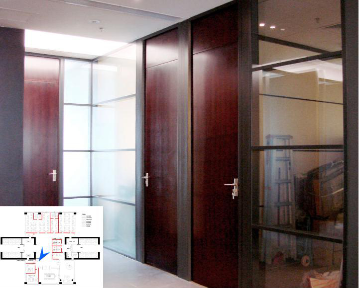 ��ƴ��ľ�T���OӋ�Ǳ�����һ�����c�������Ժ�ķ����OӋ����һ�����������������h�����v�_�������g�ǜ\�{���Უ���ԕ������P���OӋ�����Ƕʽ�����Ǟ��˷�ֹ�ˆT��ײ����߅�Ǻ�ɫKM������b���ʹ������􉦘��أ��Ȕ��������